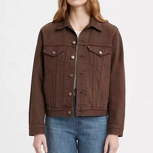 brown levi’s jean jacket